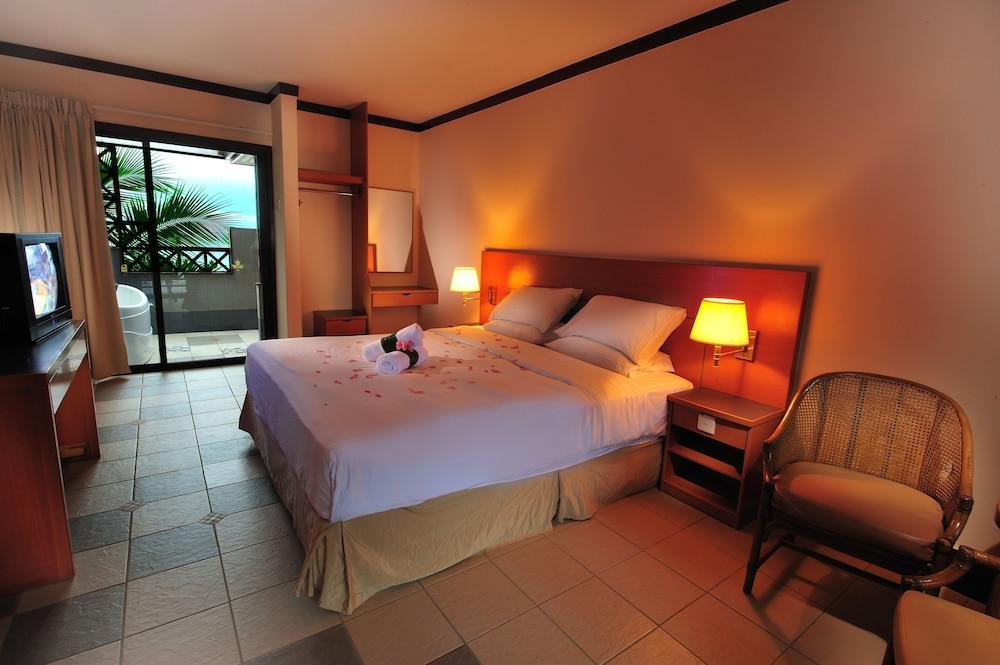Paya Beach Spa & Dive Resort Kampung Genting Extérieur photo