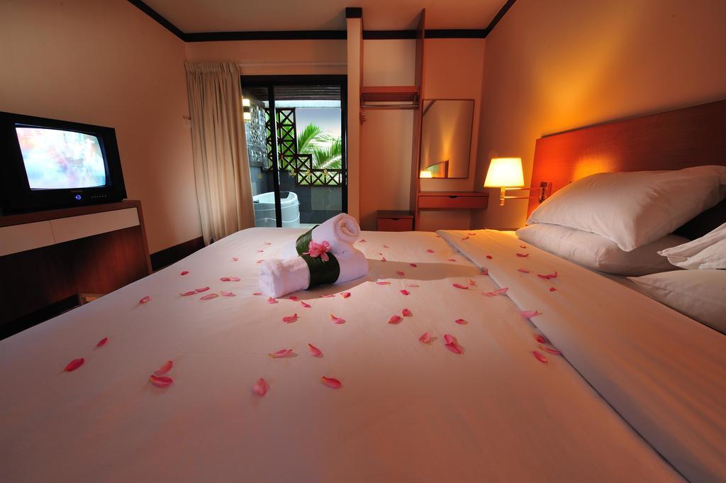 Paya Beach Spa & Dive Resort Kampung Genting Extérieur photo