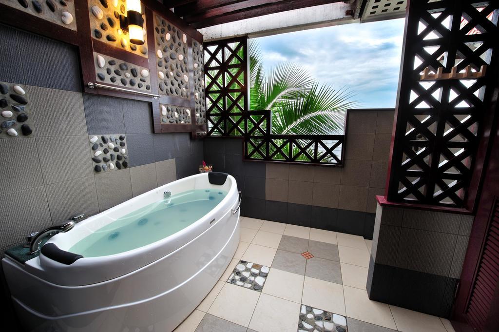 Paya Beach Spa & Dive Resort Kampung Genting Extérieur photo