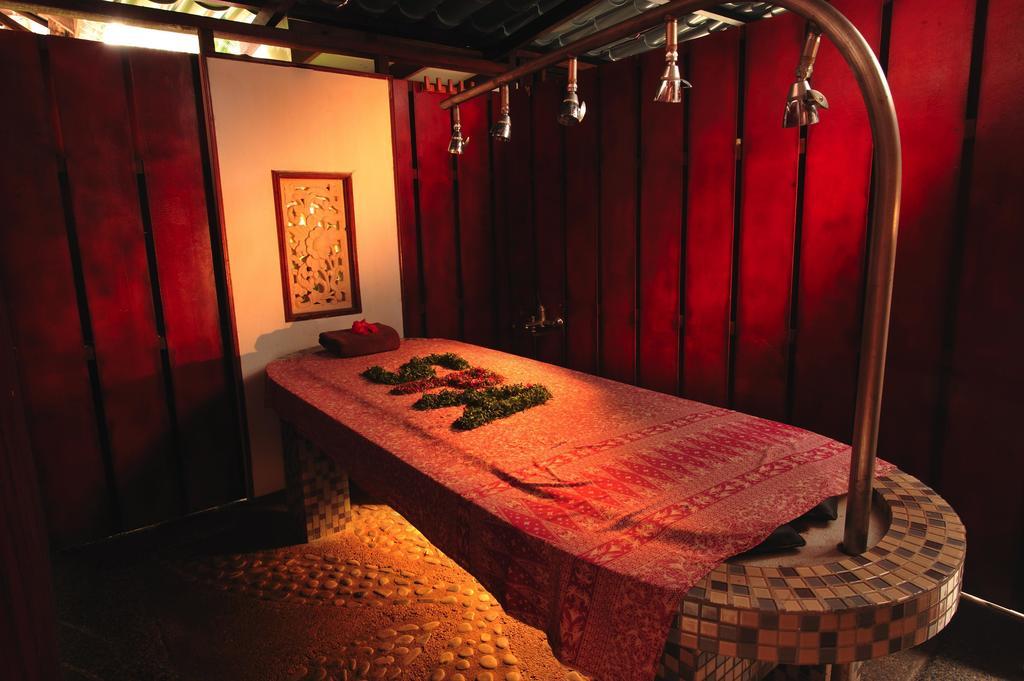 Paya Beach Spa & Dive Resort Kampung Genting Extérieur photo