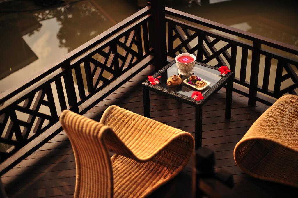 Paya Beach Spa & Dive Resort Kampung Genting Extérieur photo