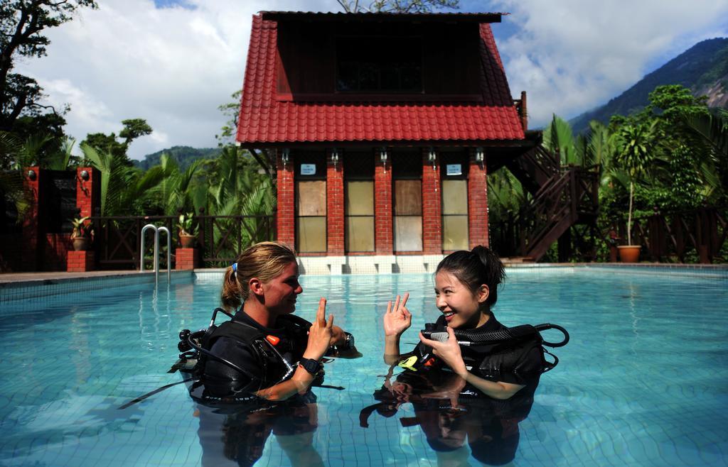 Paya Beach Spa & Dive Resort Kampung Genting Extérieur photo